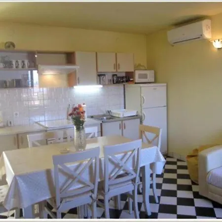 Glavica- Two Bedroom With Terrace - St * Supetar
